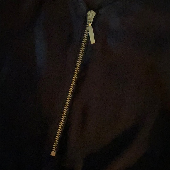 Express Loose Fit Tee - Picture 3 of 4